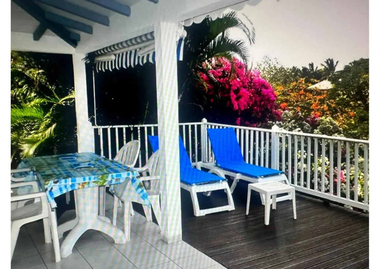 Holiday home Le Lagon Bleu, Bungalows Vue Sur Mer , 350 M De La Plage Sainte-Anne  Guadeloupe